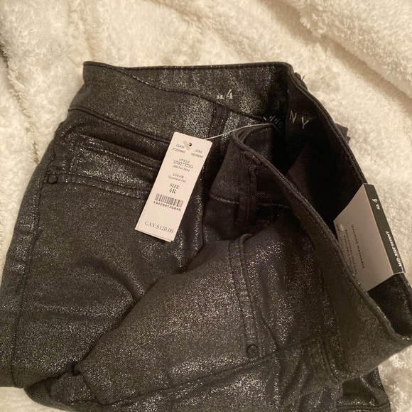 WHBM skinny jeans NWT - Picture 2 of 4